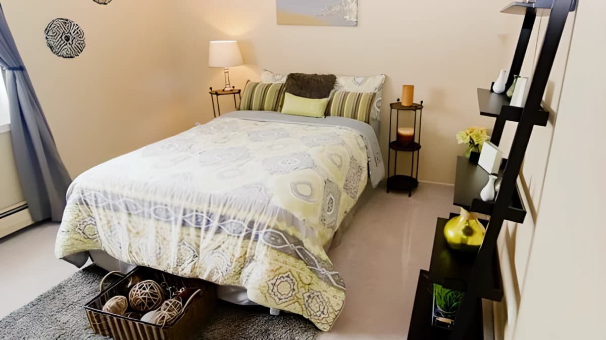 Towne Square Apartments & Townhomes image 4