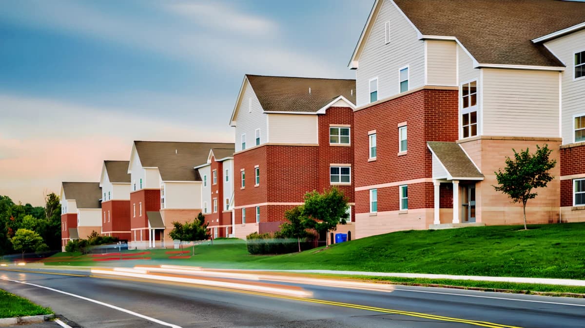 University Village Apartments on Colvin image 4