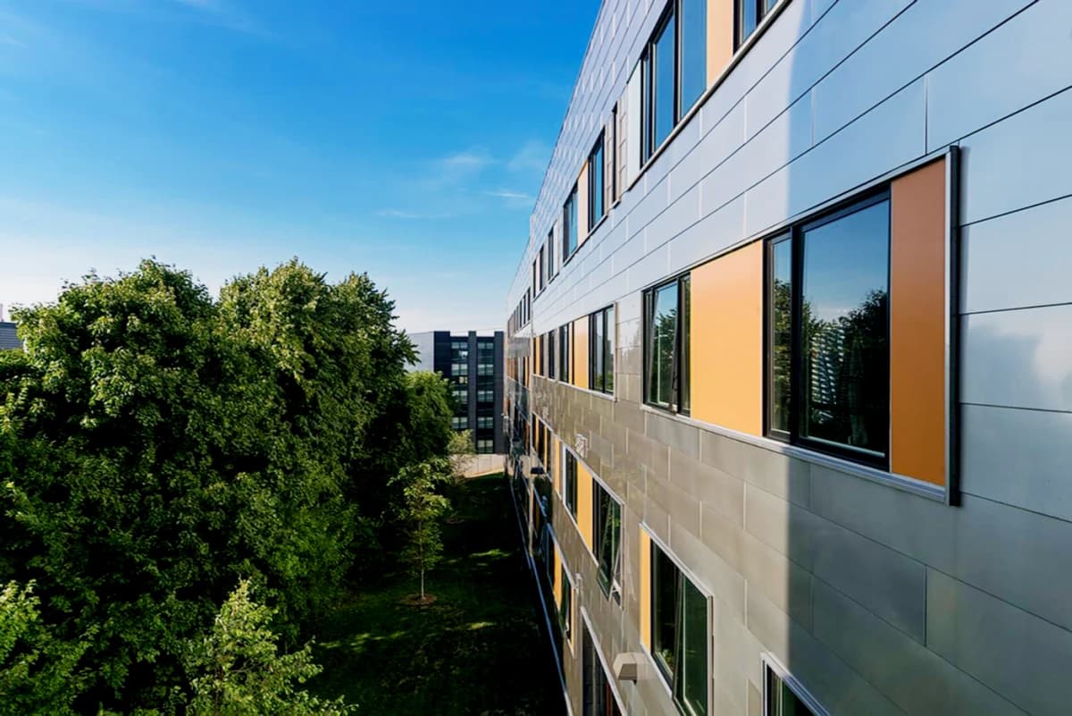 Campus West image 4