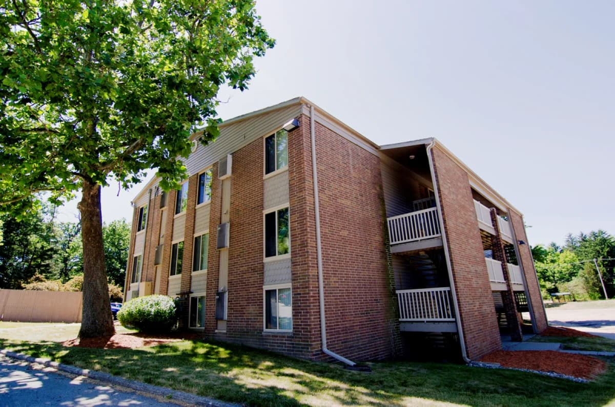 Campus Hill Apartments image 2