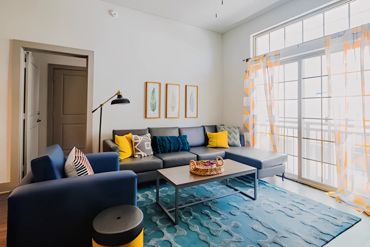 Paloma West Midtown Apartments image