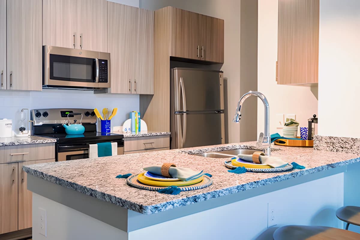 Paloma West Midtown Apartments image