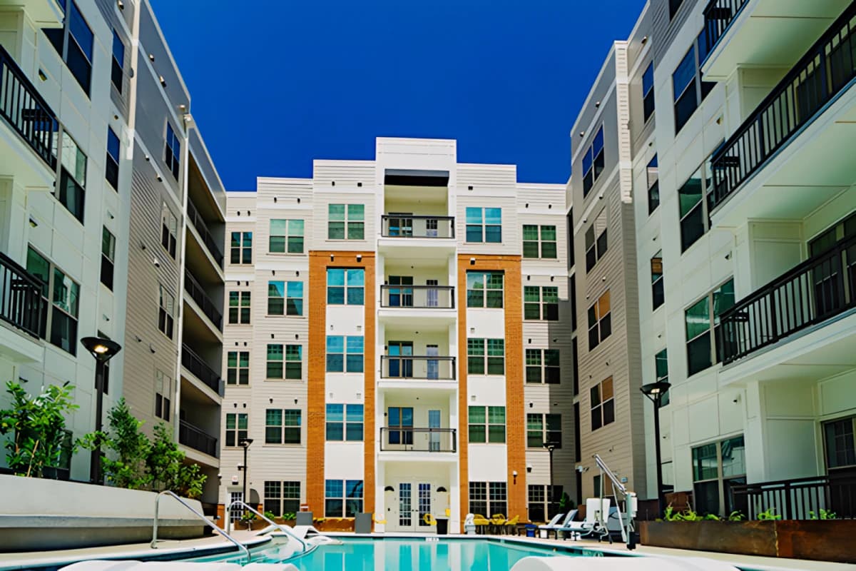 Paloma West Midtown Apartments image 2