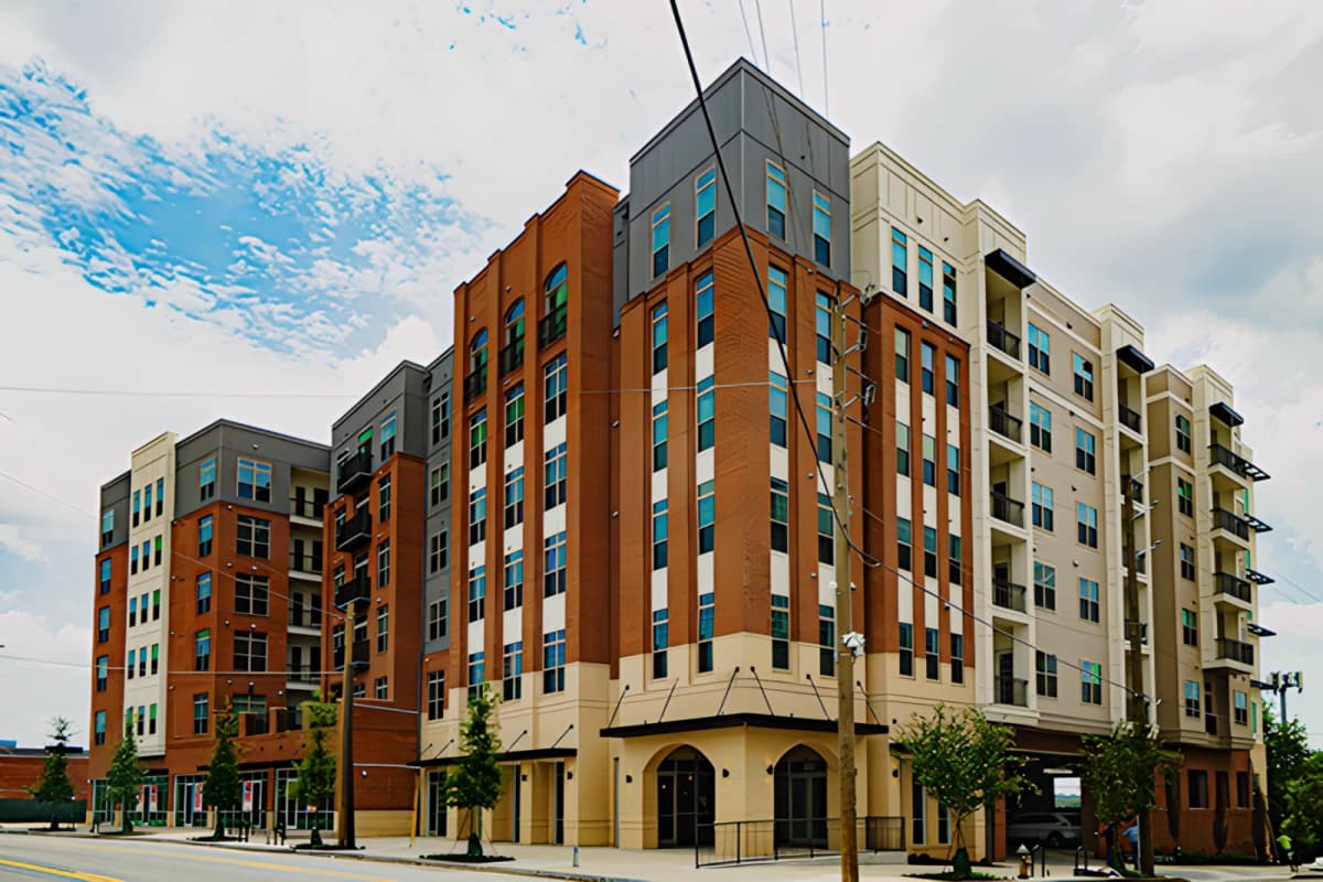 Paloma West Midtown Apartments image 3