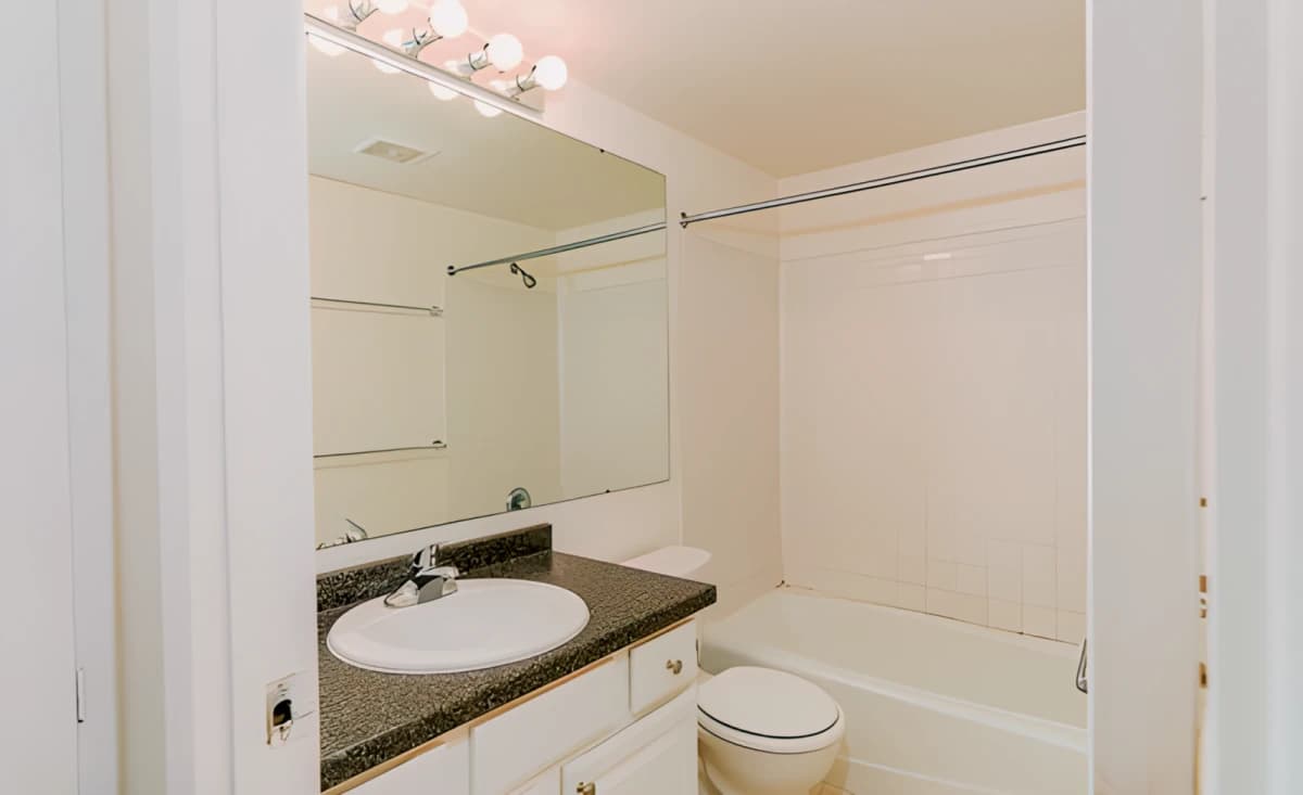 Cedar Street Apartments image 4