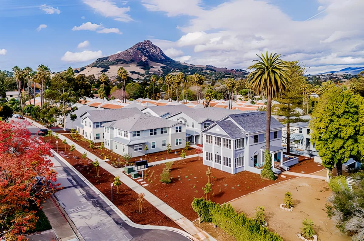 The Academy Palomar image 3