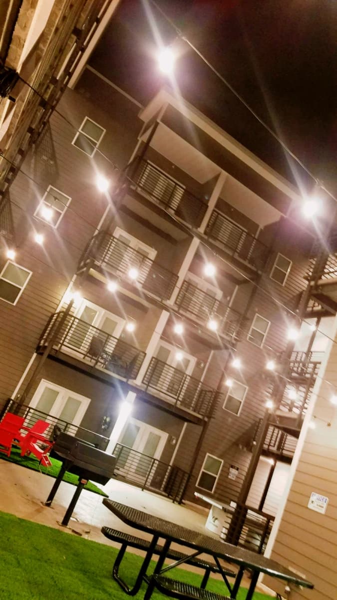 901 Western image