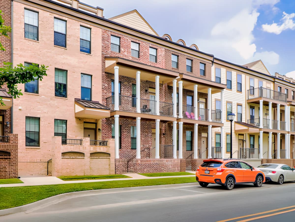 The Betty  Apartments image 3