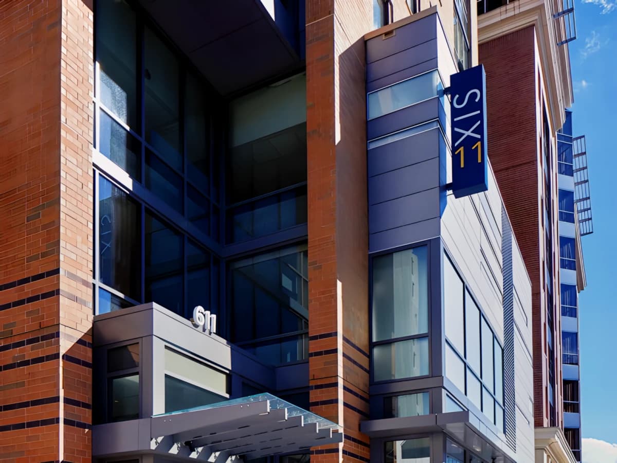 SIX 11 image 3