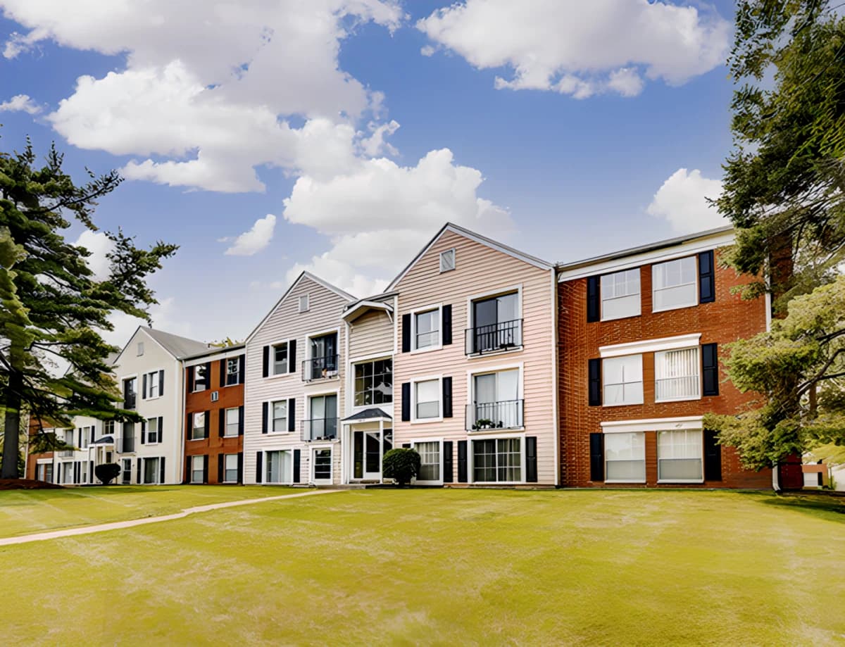 Willowtree Apartments and Tower image 2