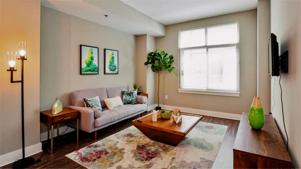 Piedmont Pad Apartments image