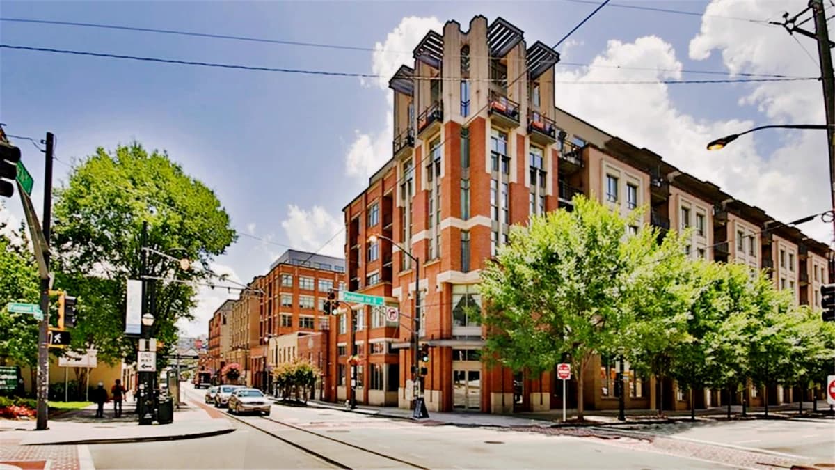 Piedmont Pad Apartments image