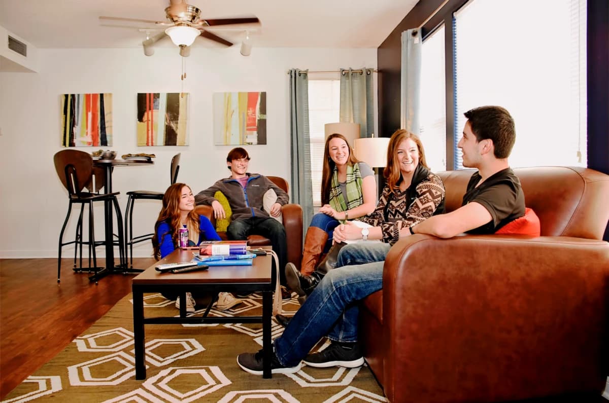 Enclave 425 image