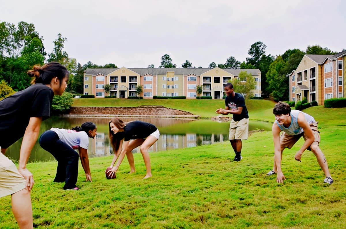 Arches On The Lake Student Living image