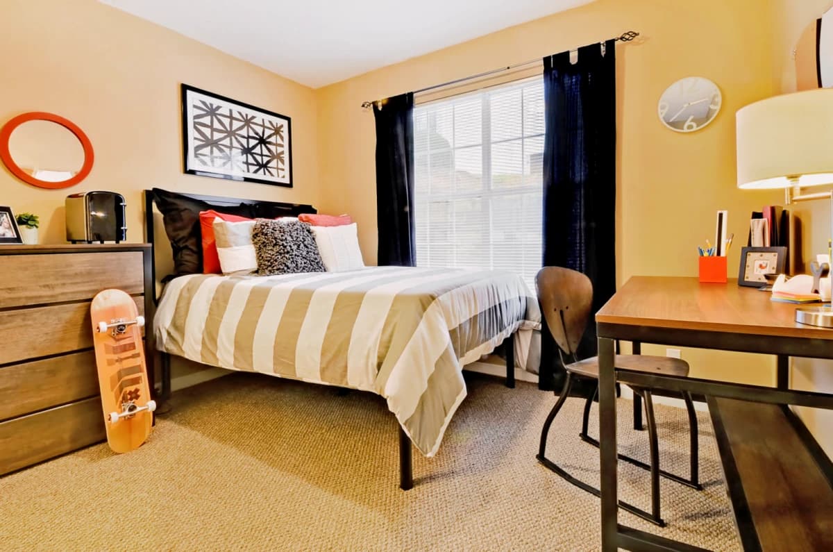 Enclave 425 image