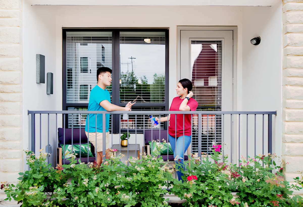 Outdoor Features
