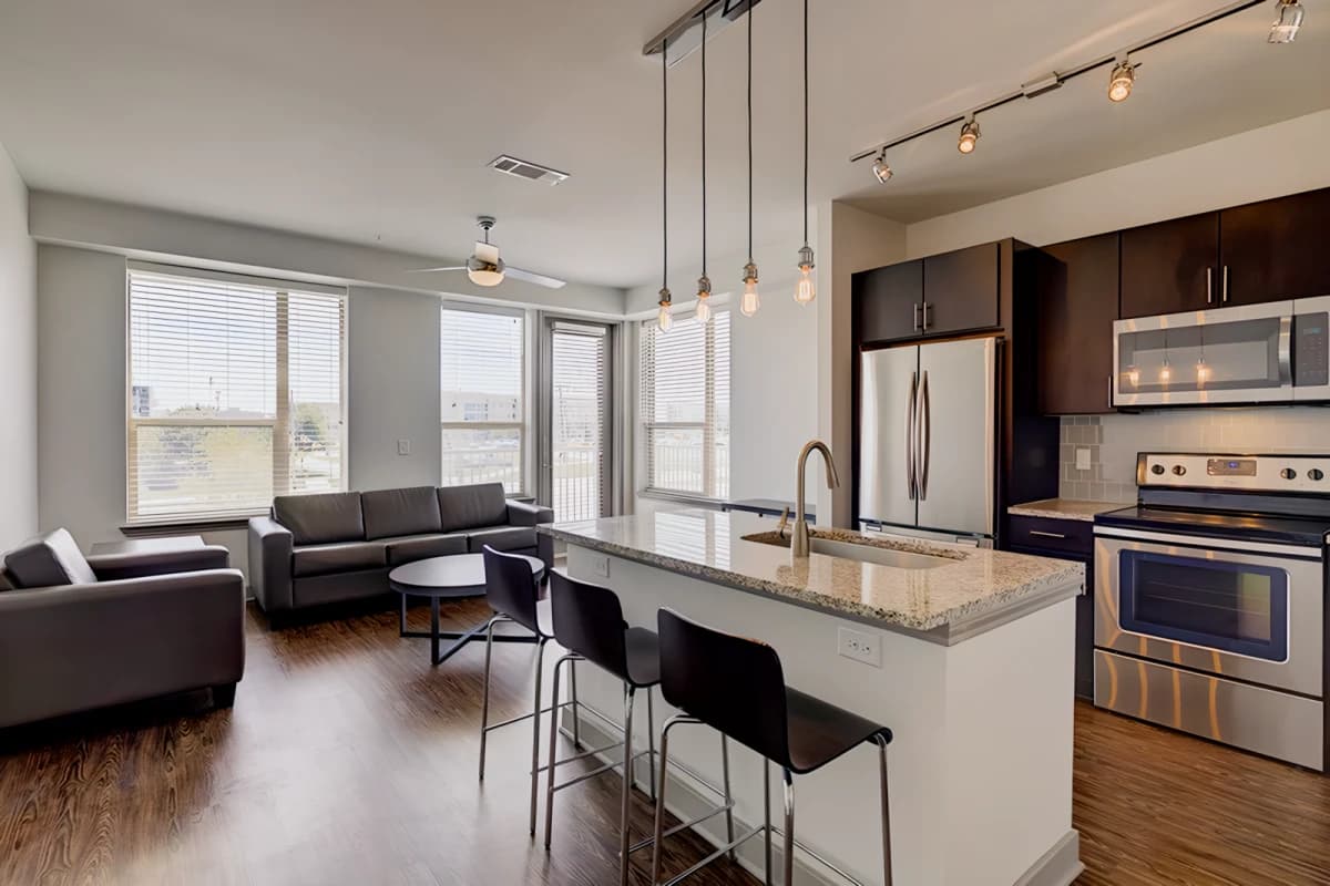 Northside Apartments 2-SL image