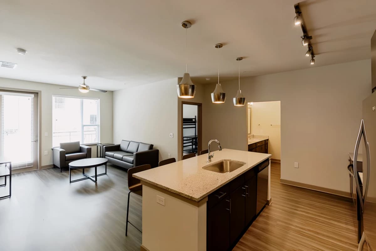 Northside Apartments 2-SL image
