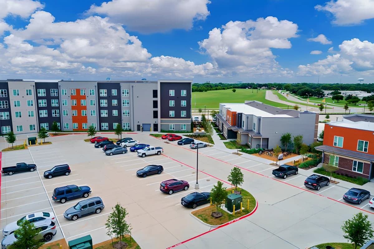 Northside Apartments 3-SL image