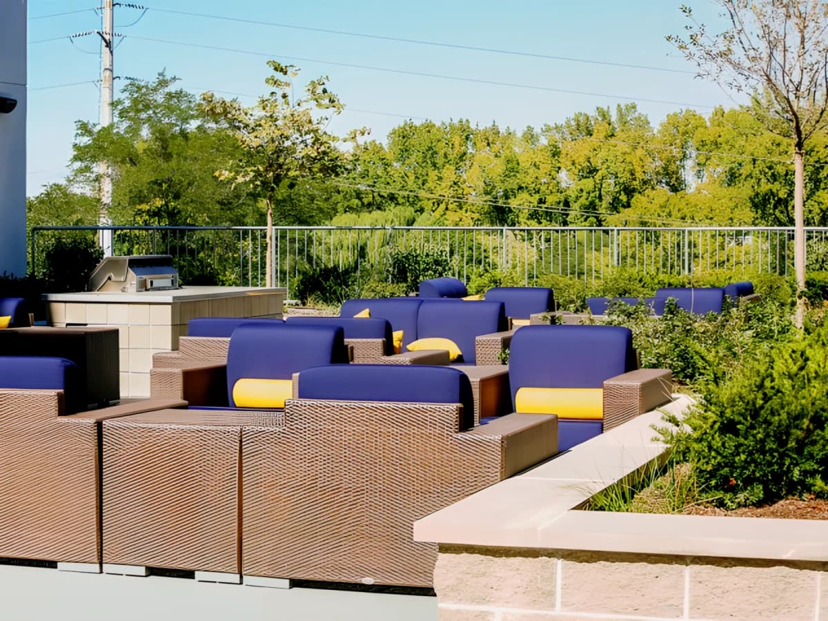 Outdoor Features