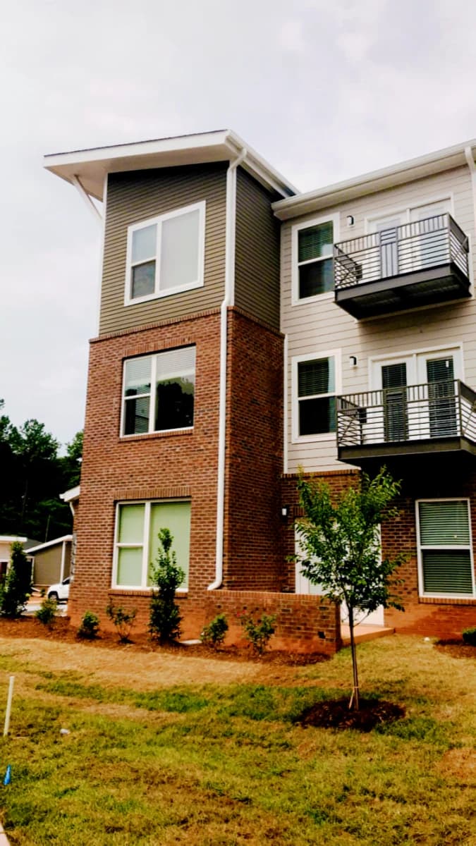 1820 at Centennial image 4