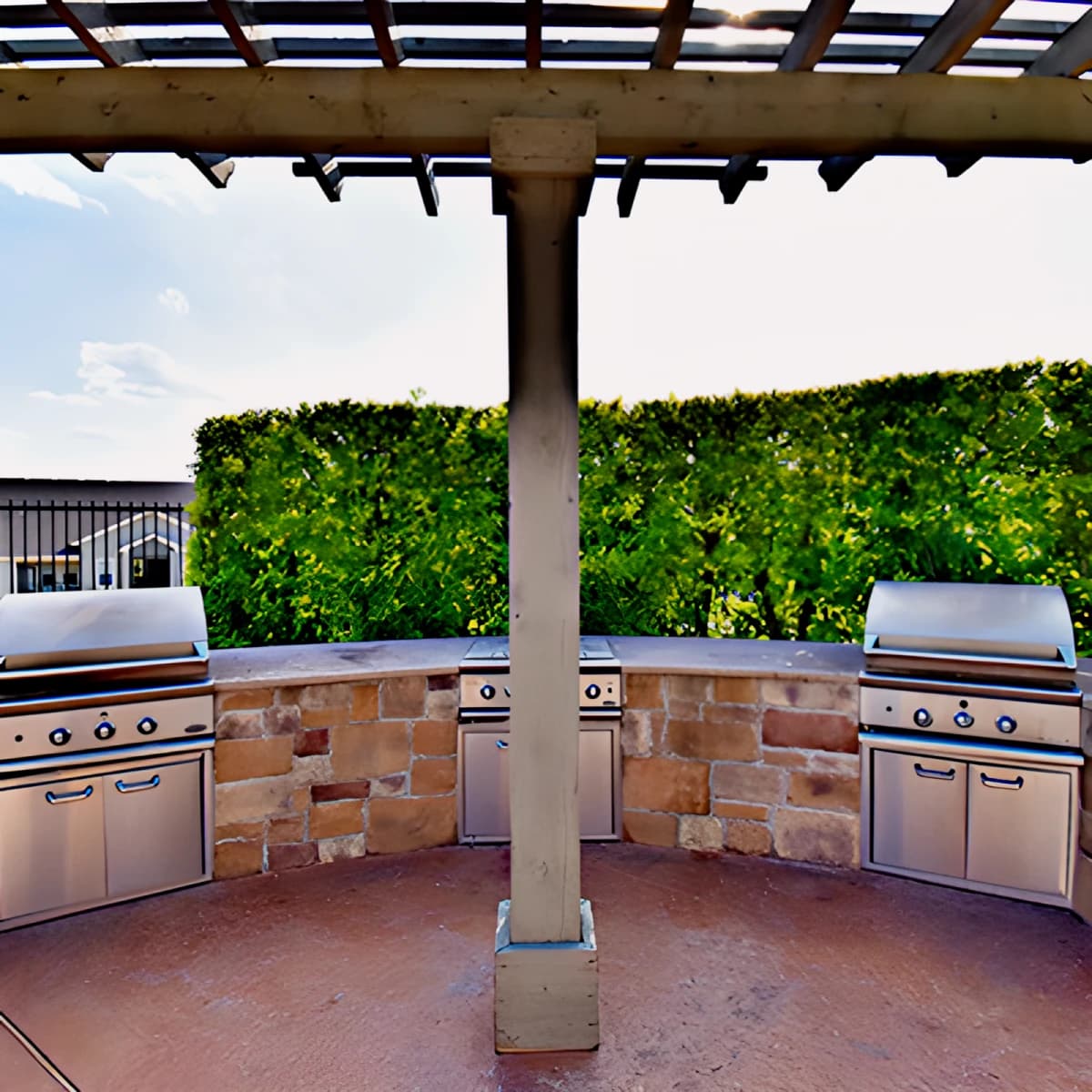 Outdoor Features