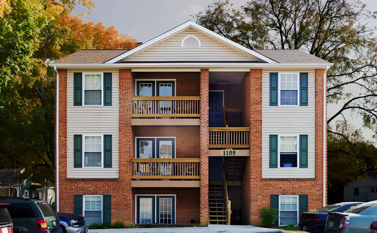 Willow Creek Radford at Downey Street - West