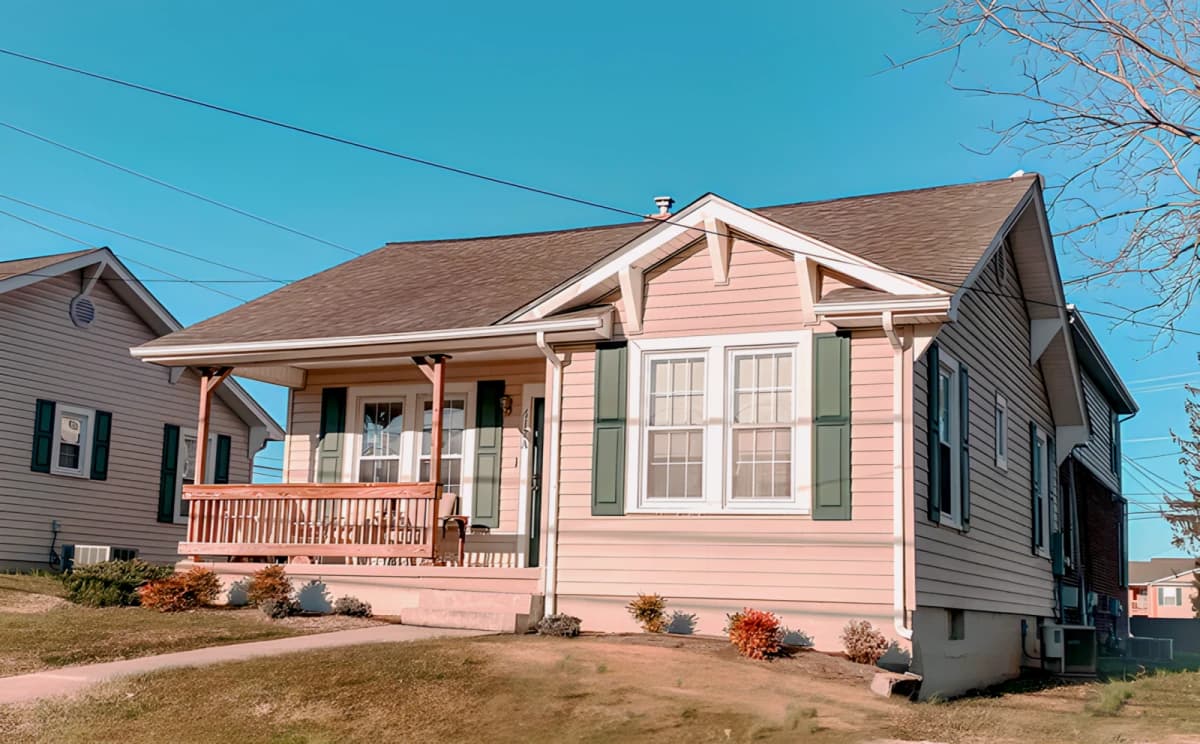 Willow Creek Radford at Fairfax Street