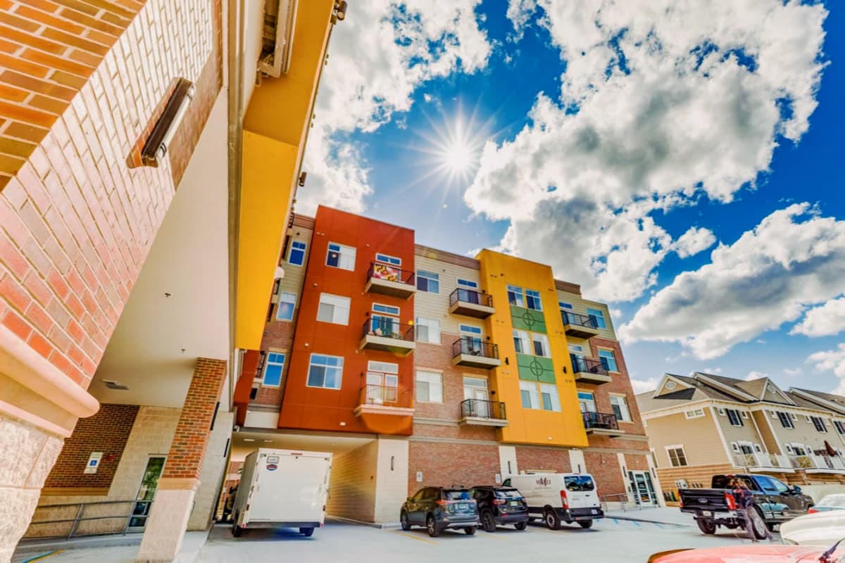 300 Grand Apartments image 3