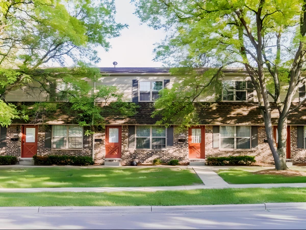 Cambria Townhomes image 3