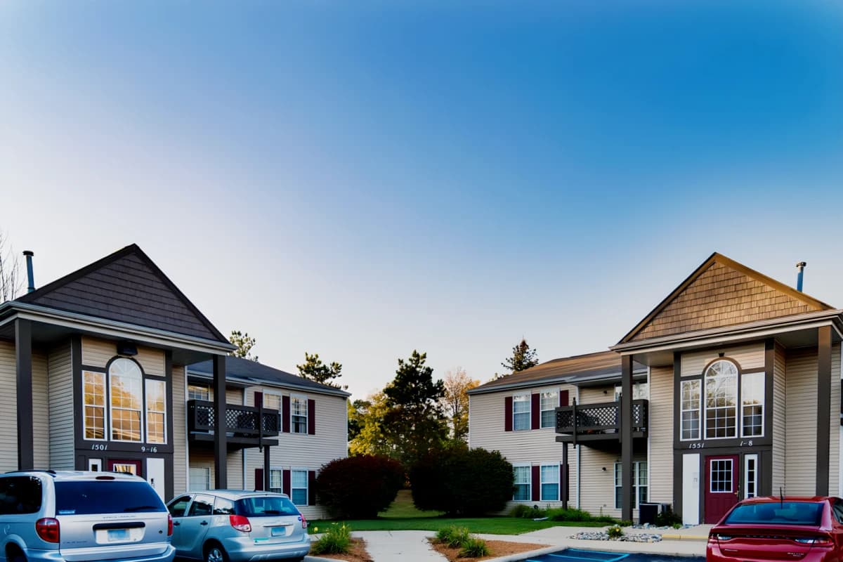 Eastwind Apartments image 2
