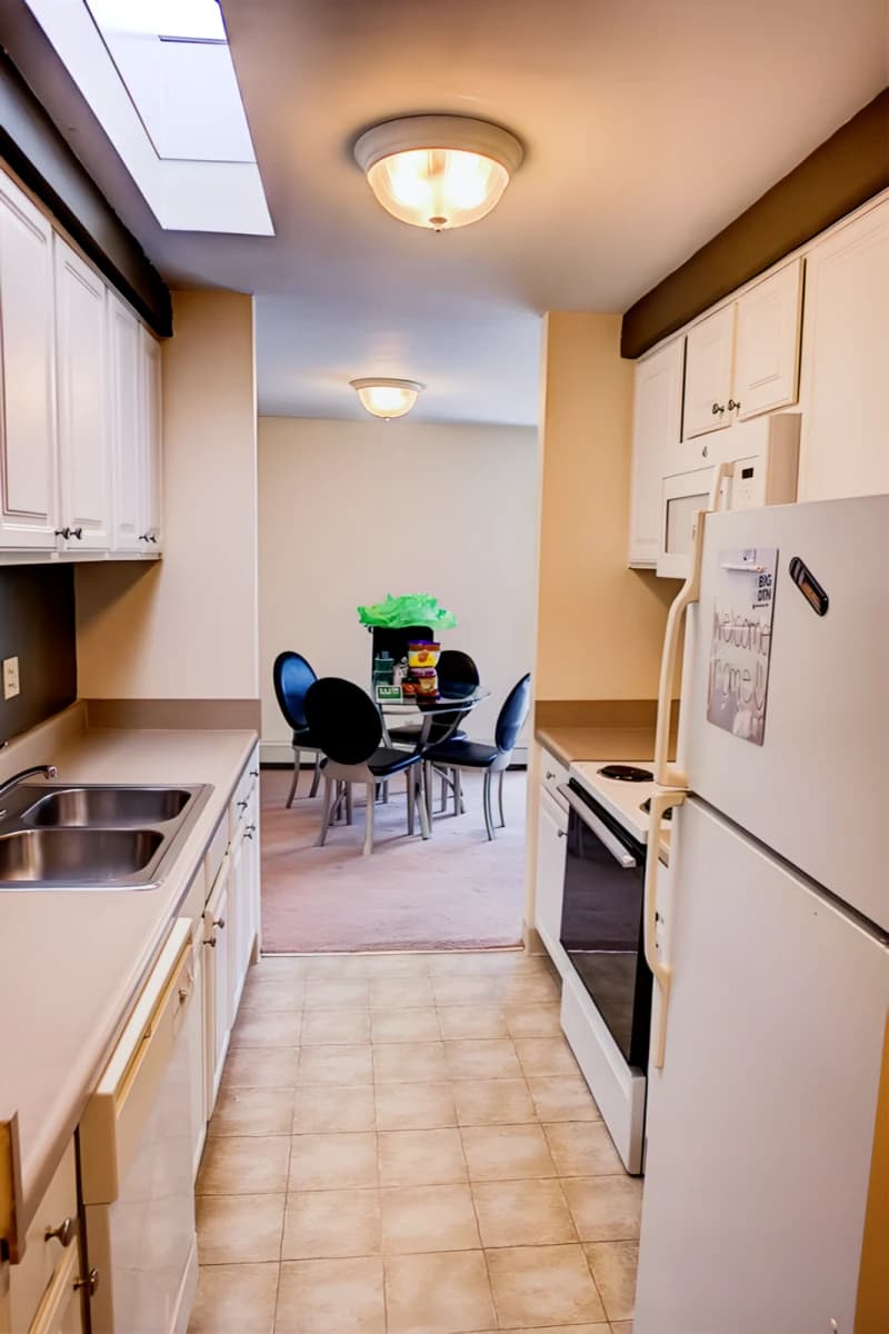 Delta Arms Apartments image