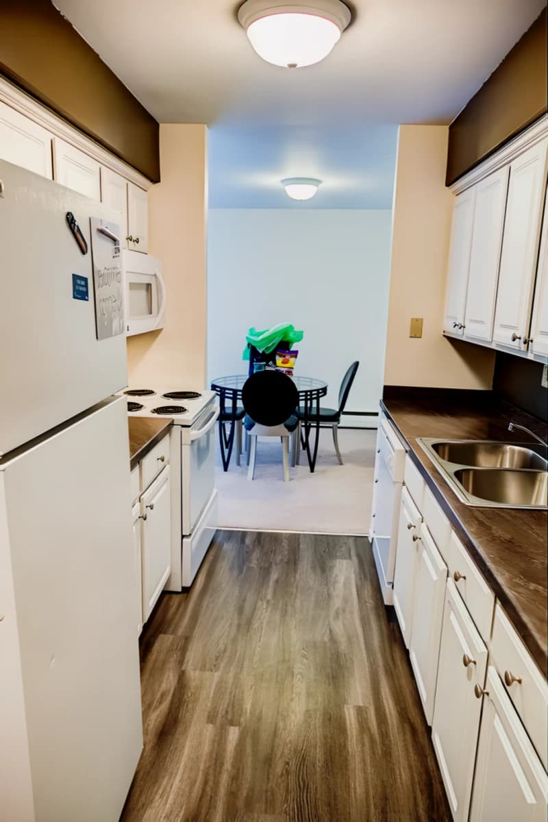 Delta Arms Apartments image