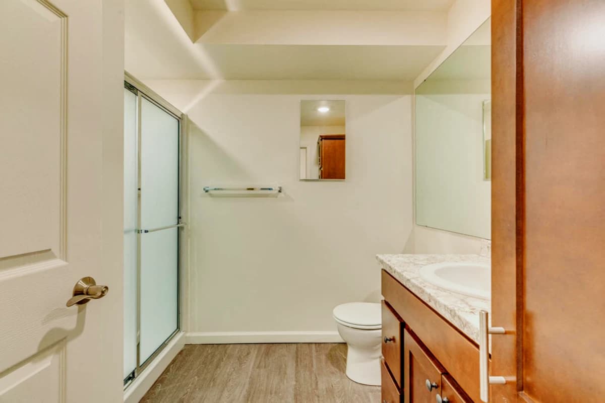 Delta Arms Apartments image