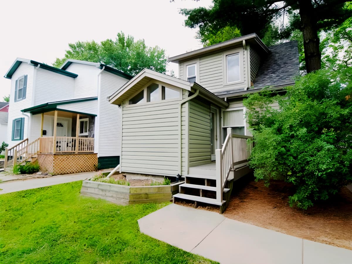 DTN Houses - MSU North image 2