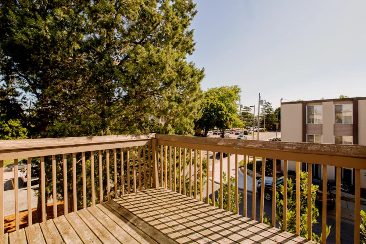 Eden Roc Apartments image