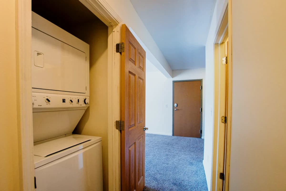 Eden Roc Apartments image