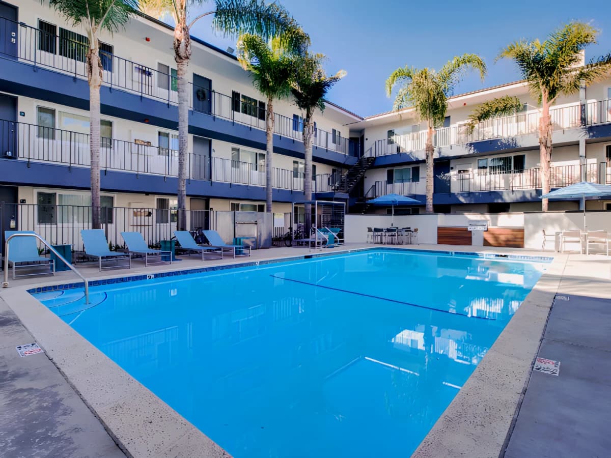 Breakpointe Coronado image