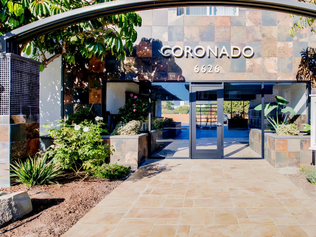 Breakpointe Coronado image 2
