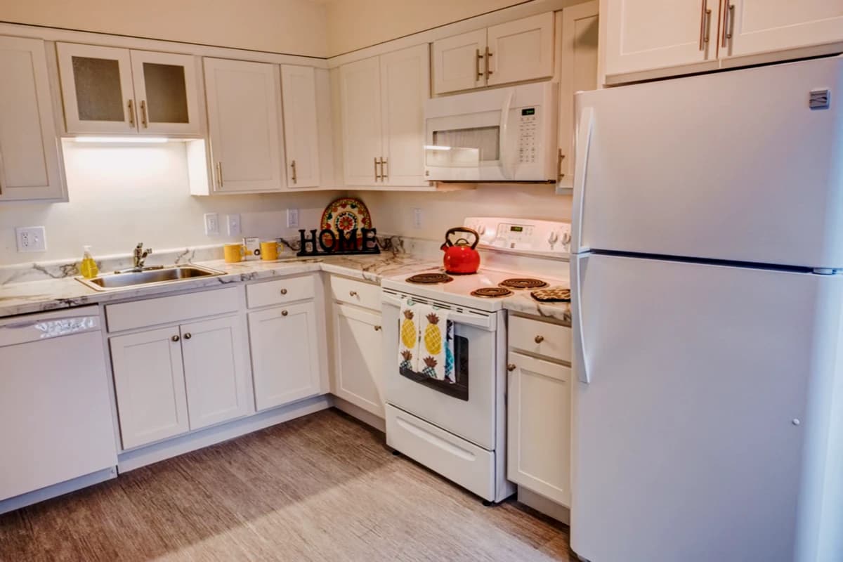 Kimberly House Apartments image 4