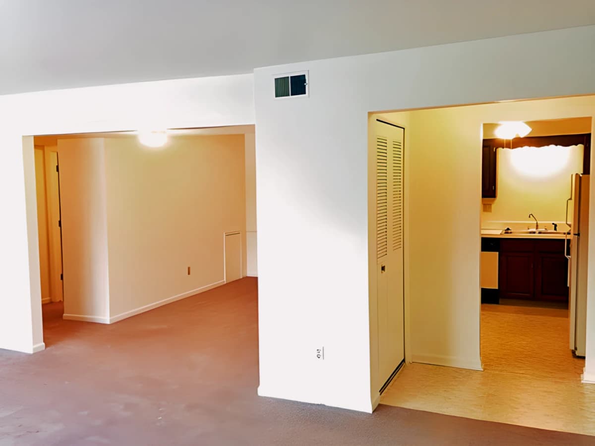 Kimberly Square Apartments image