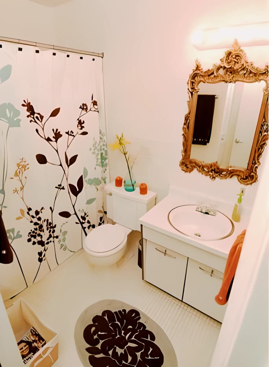 Holiday Townhomes image 3
