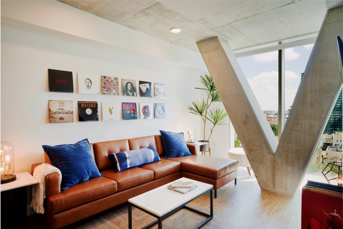 Torre image
