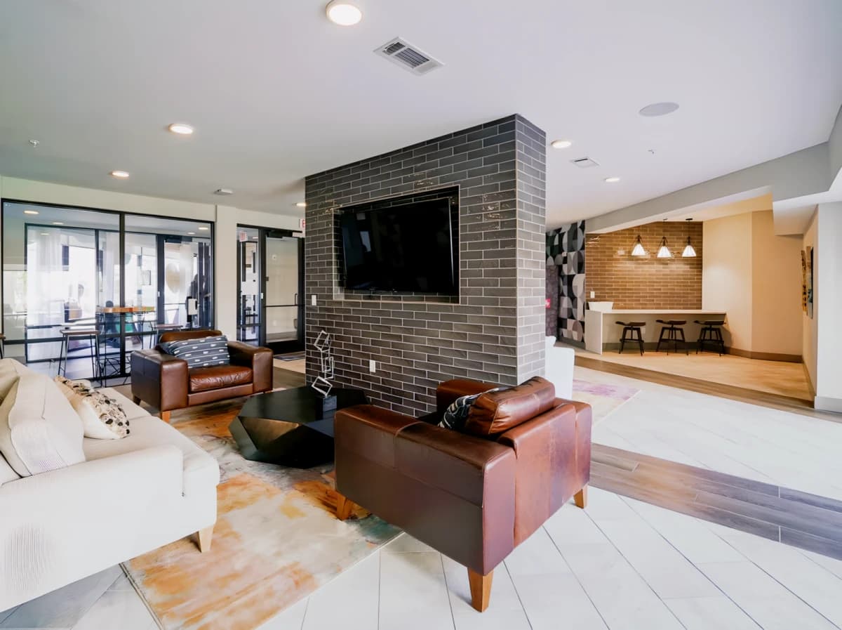 Yugo Atlanta Summerhill image