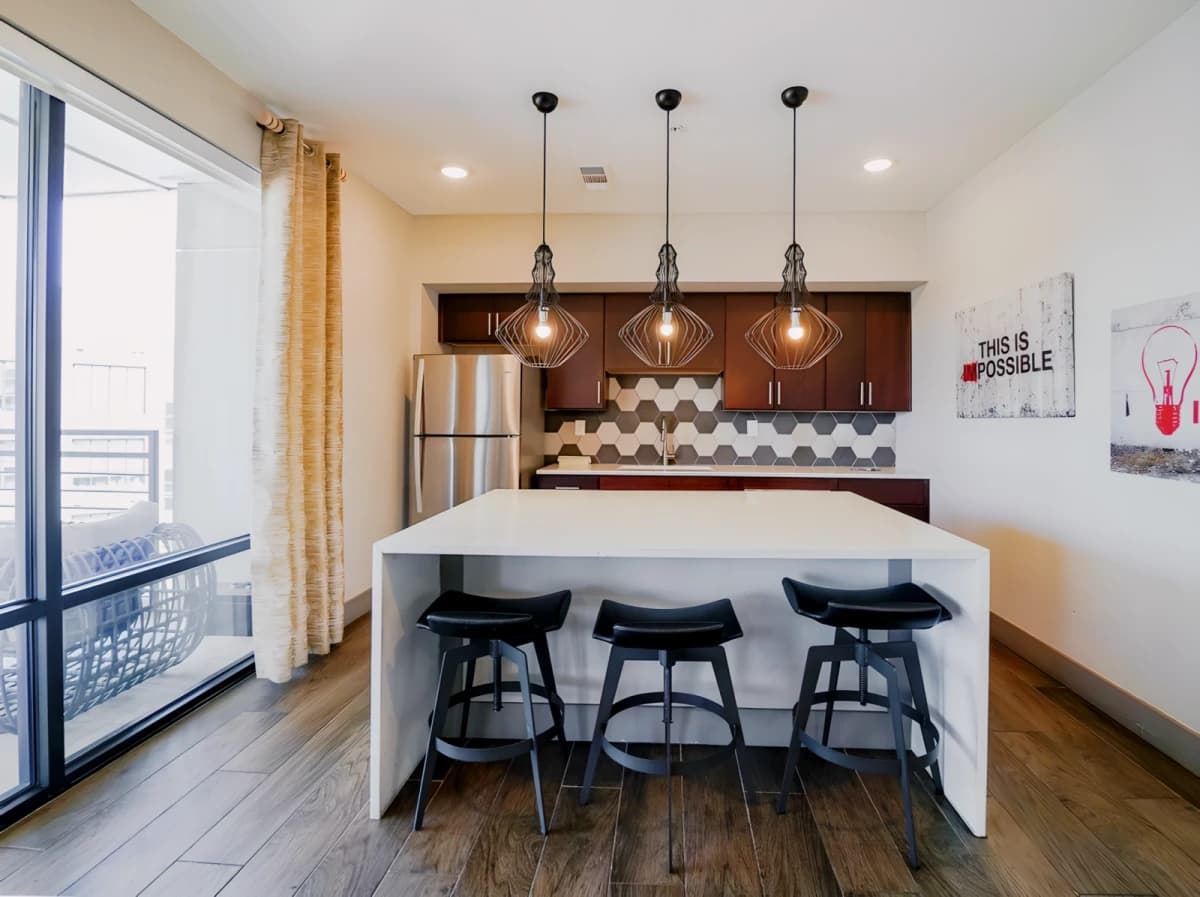 Yugo Atlanta Summerhill image