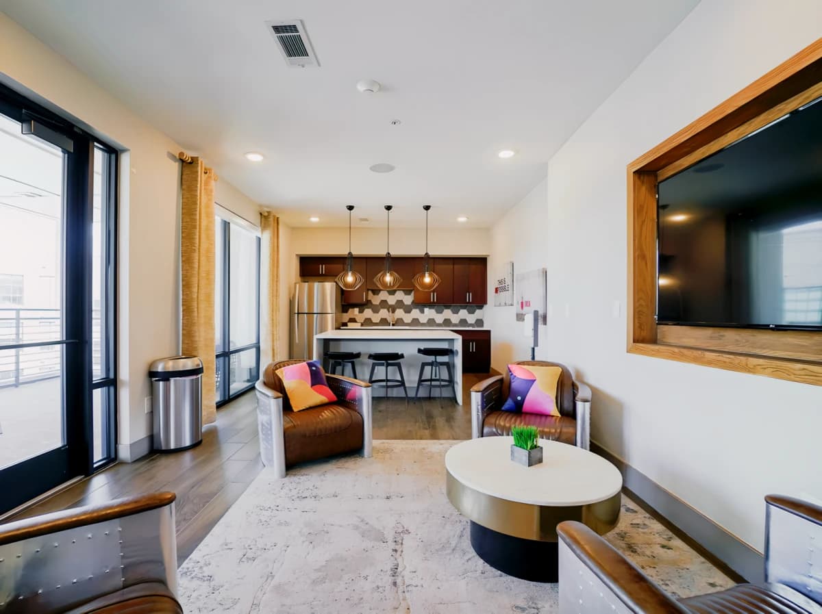 Yugo Atlanta Summerhill image