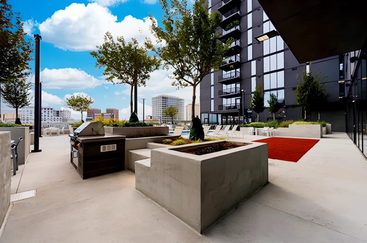 Reflection Student Apartments image