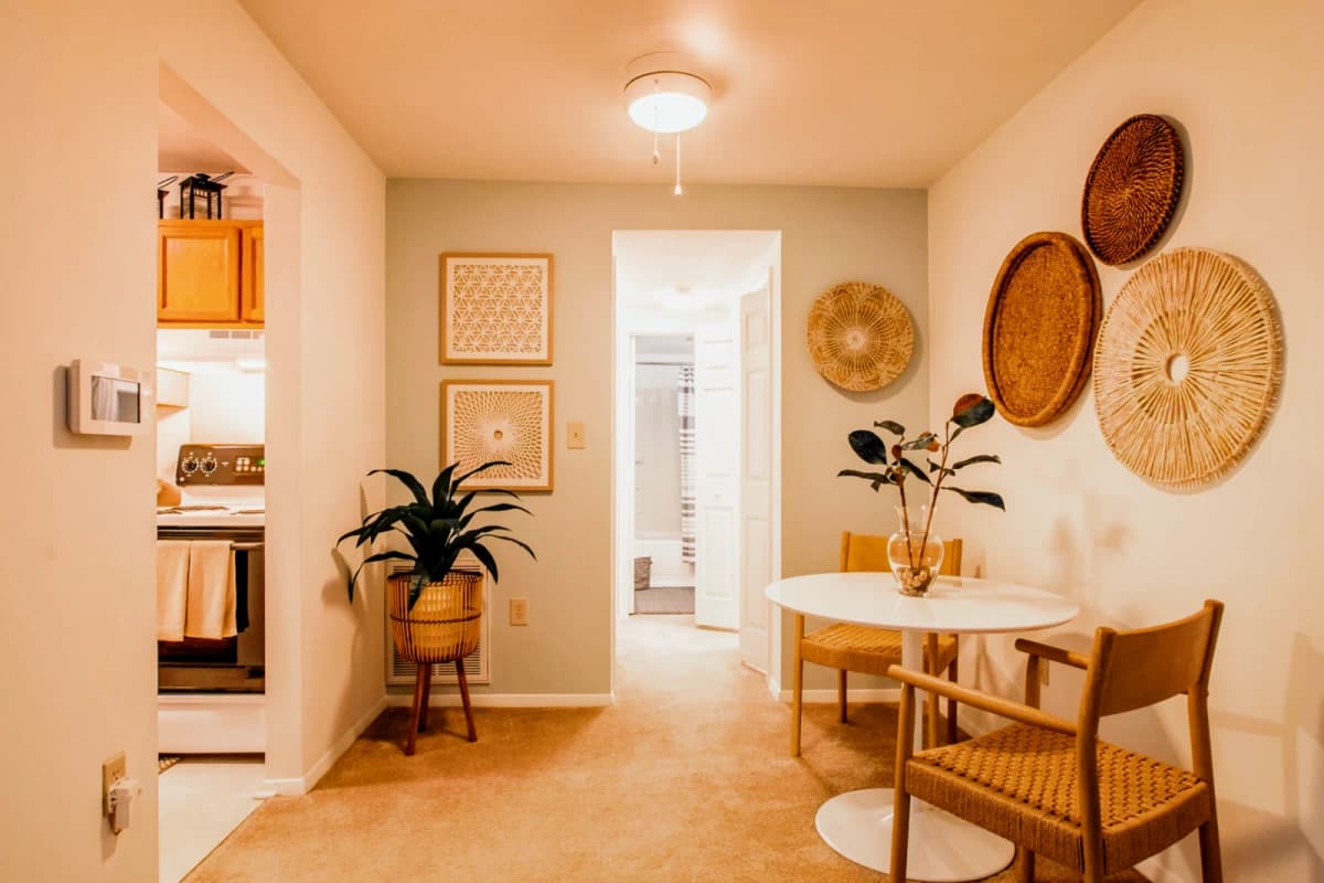 Blacksburg Apartments image