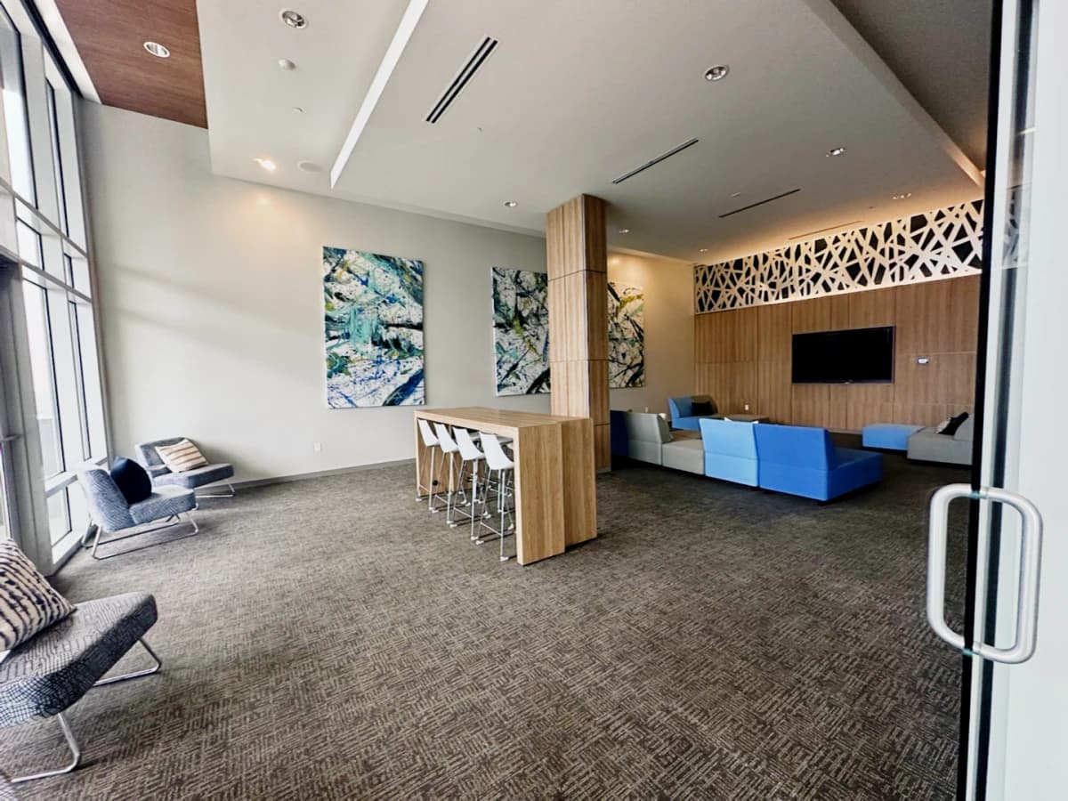 University House Midtown image