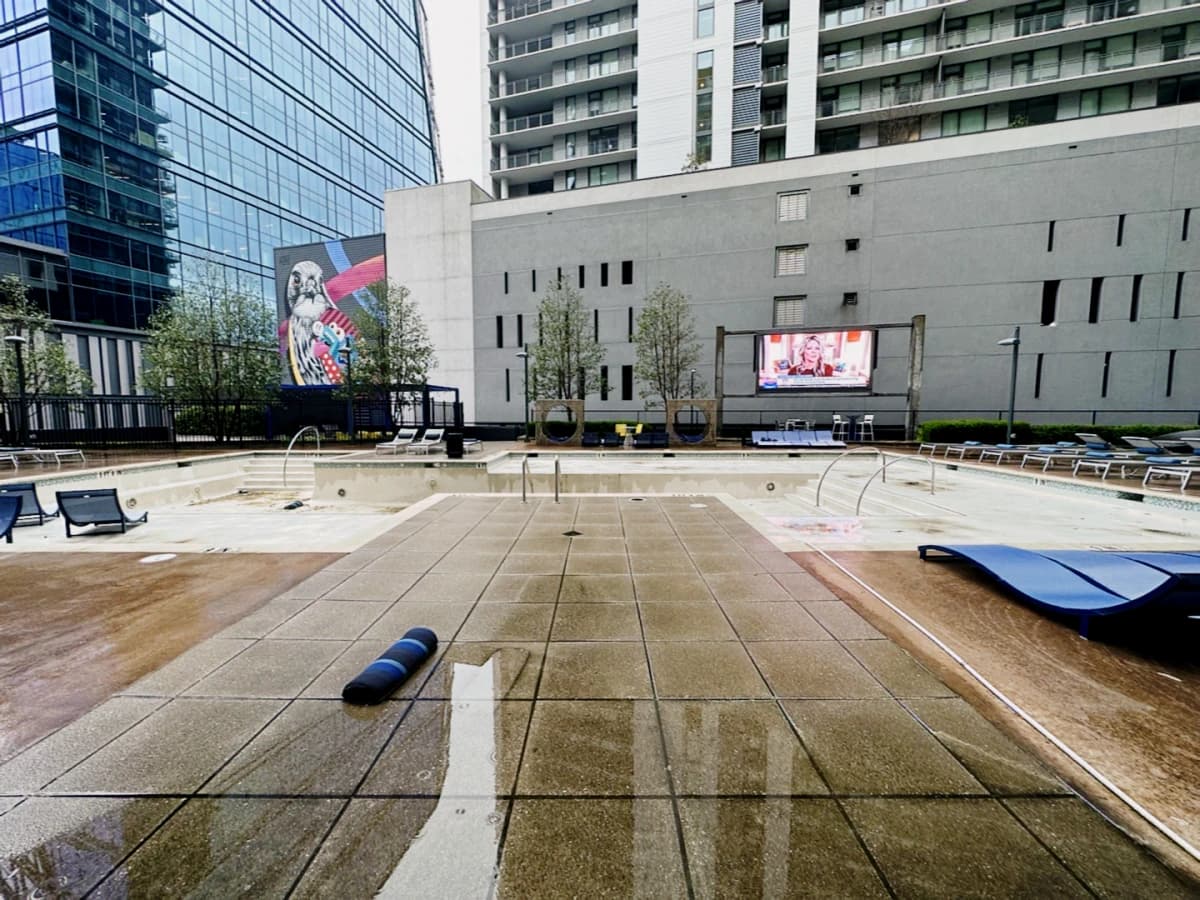 Outdoor Features